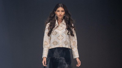 Foto: Koleksi Merenda Cinta dari Elima di Plaza Indonesia Fashion Week 2025