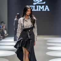Koleksi yang ditampilkan di Plaza Indonesia Fashion Week 2025 ini menjadi refleksi dari keberagaman dan kekuatan perempuan modern yang menjalani berbagai peran dalam keseharian mereka. (Foto: Dok. Elima)