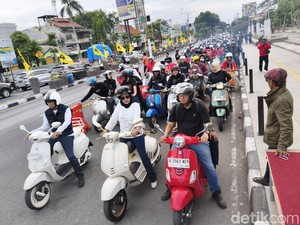 Komunitas Vespa Galang Dana Rp 150 Juta untuk Ponpes Al Khoziny