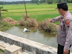 Mobil MBG Tertabrak KA Mataram di Purworejo, 1 Tewas