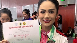 Terima kasih dukungannya! Dapat silver medal! kata Kris Dayanti dalam sebuah video yang diunggah ke akun Instagram @krisdayantilemos. (Foto: Instagram Story @krisdayantilemos)