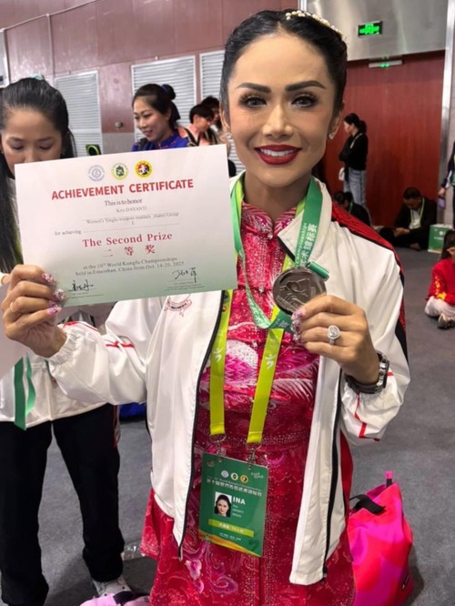 Kris Dayanti meraih medali silver di World Kungfu Championship 2025.