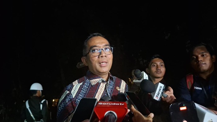 Menteri Pendidikan Tinggi, Sains dan Teknologi (Mendiktisaintek) Brian Yuliarto (Solihin/detikcom)