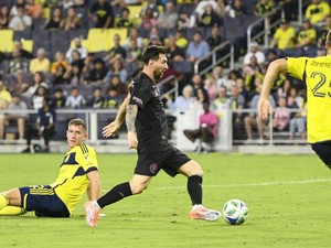 Lionel Messi Raih Sepatu Emas