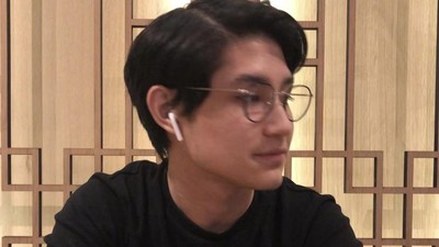 Ngiler! Teuku Rassya Cicip Beragam Jajanan di Jepang hingga London