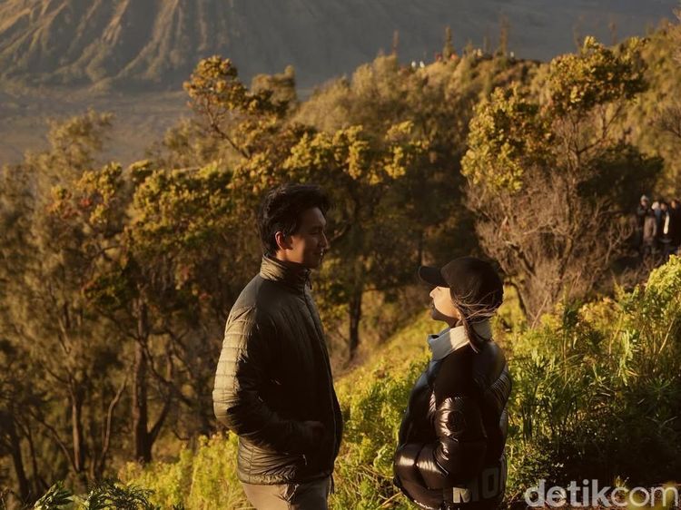 Liburan Nikita Willy Sekeluarga di Bromo: Nikmati Sunrise-Naik Kuda