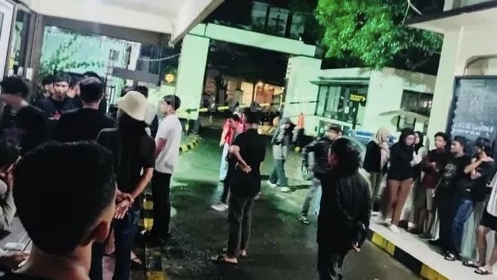 Kronologi 2 Pemuda Babak Belur Dikeroyok Saat Nongki di Kafe Palopo