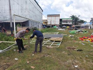 Video Ngerinya Rainbow Slide Roboh di Ketapang