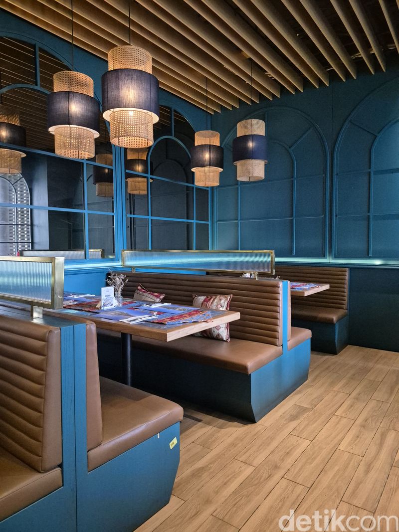 Sofra Turkish Cafe & Restaurant di CBD One Satrio, Kuningan, Jakarta Selatan.