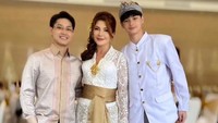 Tamara Bleszynski berfoto bersama kedua anaknya, Teuku Rassya dan Kenzo. (Foto: dok Instagram tamarableszynskiofficial)