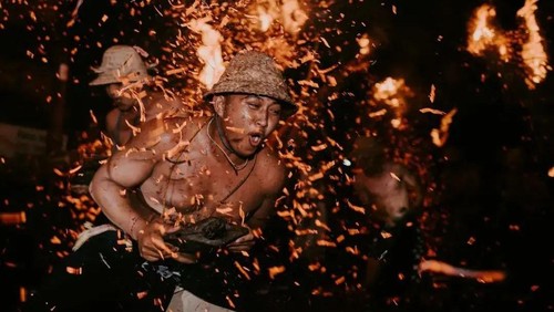 Tradisi Mabubu, Klungkung. (Dok. Instagram @infoklungkung)