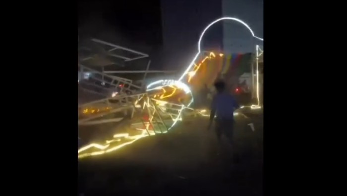 Rainbow Slide Roboh di Pasar Malam Ketapang, 5 Anak Terluka
