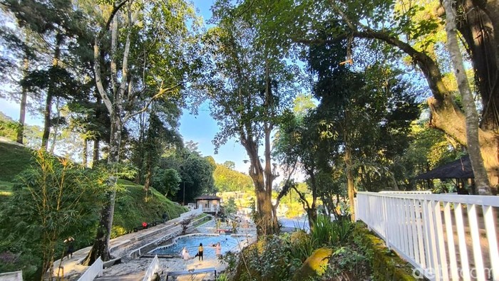 2 KM dari Gedung Linggarjati, Ada Spot Wisata Sesejuk Ini di Kuningan