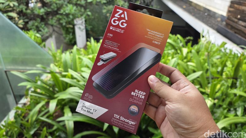 Zagg iPhone 17 Zagg iPhone 17