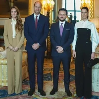 Putri Rajwa merupakan istri dari Putra Mahkota Hussein dari Yordania. Dia turut mendampingi Pangeran Hussein melakukan kunjungan kenegaraan resmi ke Eropa, termasuk Inggris. Foto: Dok. Instagram princeandprincessofwales