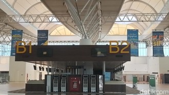 Terpopuler: Dedi Mulyadi soal Jumlah Turis Asing Menurun di Bandara Kertajati