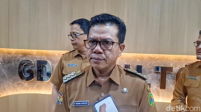 Bupati Bandung, Dadang Supriatna.