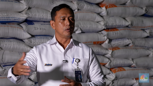 Direktur Utama Perum Bulog, Ahmad Rizal Ramdhani. (CNBC Indonesia)