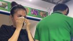 Epy Kusnandar dan Istri Kompak Jualan Jukut Goreng, Begini Potretnya!