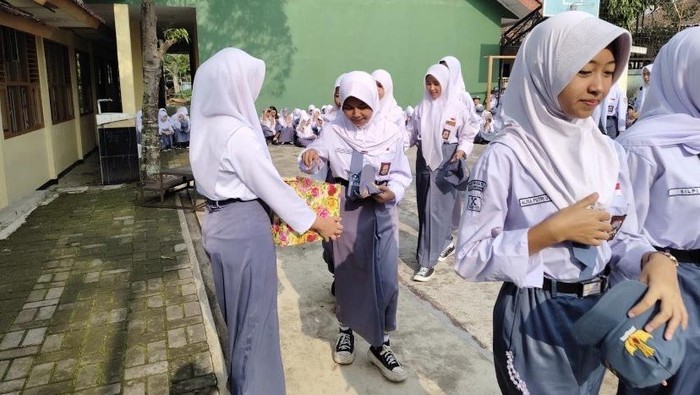 Gerakan Poe Ibu diterapkan di SMK 2 Sukabumi