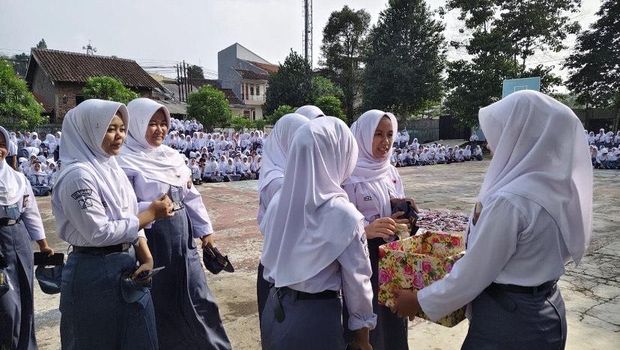 Gerakan Poe Ibu diterapkan di SMK 2 Sukabumi