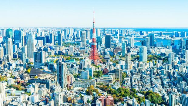 Ilustrasi deretan gedung perkantoran di Tokyo. (Dok. Freepik)