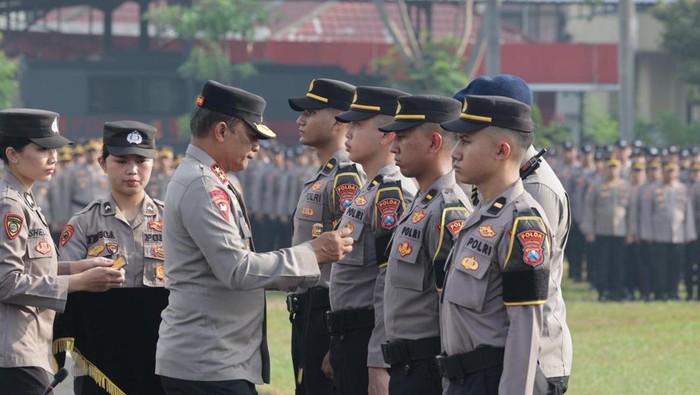 Kapolda Jatim Lepas 79 Personel Pamapta untuk Perkuat Pelayanan