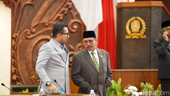 Ketua DPRD Jatim Musyafak Rouf Ketua DPRD Jatim Musyafak Rouf