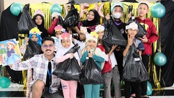 Jatuh Bangun Komunitas Satoe Atap, Tempat Mengajar Terbakar-Biaya Terbatas