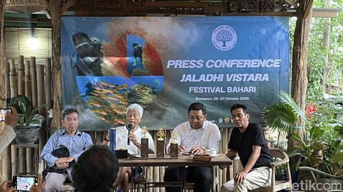Konferensi pers Festival Bahari Jaladhi Vistara di Denpasar, Senin (20/10/2025).