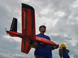 Langit Padang Ramai, 87 Tim Adu Canggih di Kontes Robot Terbang 2025