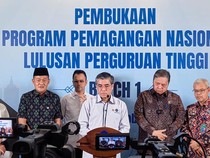 Menaker Sebut Kenaikan Upah Minimum 2026 Diumumkan Bulan Depan