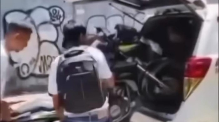 Viral Ambulans Puskesmas di Gowa Dipakai Angkut Motor, Sopir Ngaku Cuma Nolong