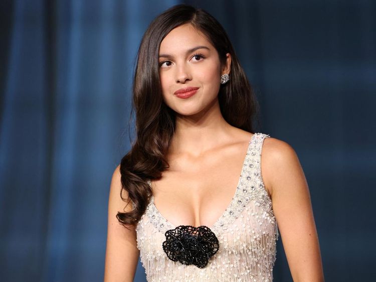 Olivia Rodrigo Dewi Karpet Merah, Bikin Fans Melongo