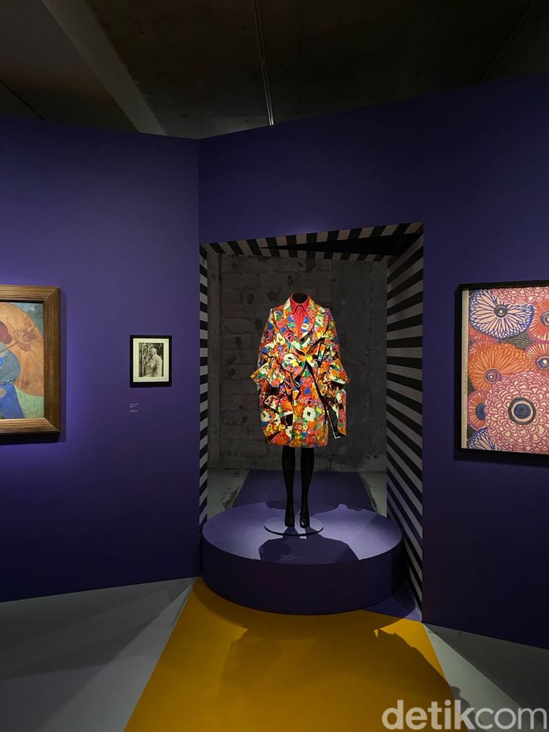 Pameran 'Paul Poiret Fashion is a Feast' di Musee des Arts Decoratifs Paris