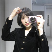 Transformasi Joy Red Velvet bukan tanpa sebab, melainkan tuntutan peran. Ia dikonfirmasi membintangi drama adaptasi webtoon, One of a Kind Romance, yang menjadi proyek akting pertamanya setelah empat tahun. Foto: dok. Instagram @_imyour_joy