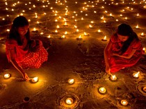 Hari Diwali 21 Oktober 2025 Libur atau Tidak? Cek Lagi SKB 3 Menteri, Yuk!