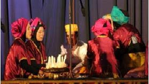 Pertunjukan Lawas Ulan Petang Masyarakat Sumbawa NTB. (Foto sumbawakab.go.id)