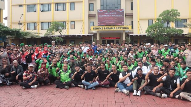Polresta Bogor Kota bersama Kodim 0606 Kota Bogor dan Pemkot Bogor menggelar apel bersama dengan masyarakat, Senin (20/10/2025)