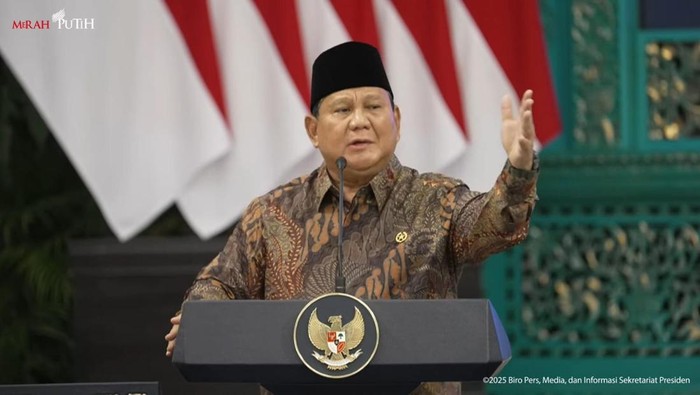 Presiden Prabowo pimpin sidang kabinet paripurna di Istana Negara, Senin (20/10/2025).