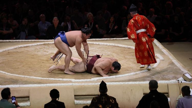 Royal Albert Hall Jadi Saksi Kembalinya Sumo ke Inggris Setelah 34 Tahun