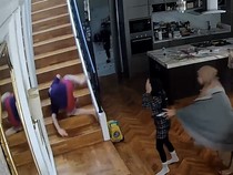 Detik-detik Adam, Anak Shireen Sungkar dan Teuku Wisnu Jatuh dari Tangga Rumah