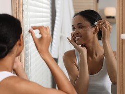 7 Skincare Paling Efektif untuk Kulit Berjerawat dan Berminyak