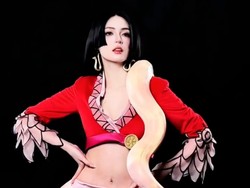 7 Foto Tamara Dai Cosplay Jadi Boa Hancock, Percaya Diri Pamer Stretch Marks