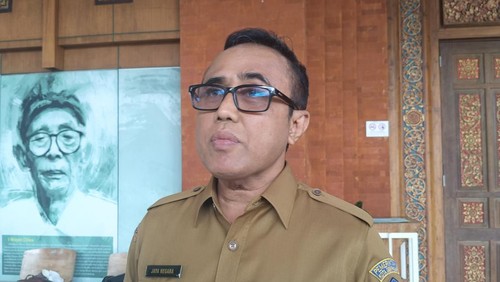 Wali Kota Denpasar, I Gusti Ngurah Jaya Negara, saat dijumpai detikBali di gedung Dharma Negara Alaya Denpasar, Bali, Senin (20/10/2025). (Ni Made Lastri Karsiani Putri/detikBali)