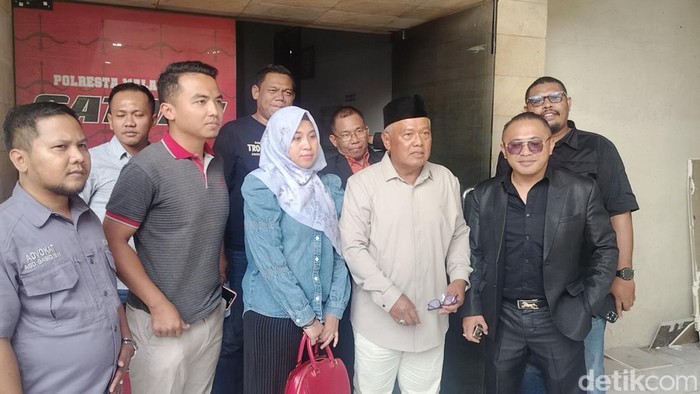 Yai Mim hadiri pemeriksaan sebagai pelapor persekusi