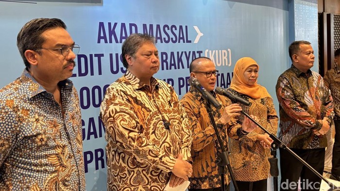 Akad Massal KUR, penciptaan lapangan kerja, dan peluncuran KPP di Surabaya