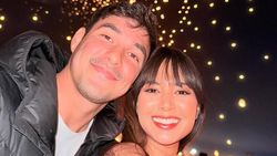Glowing Mom Alert! Aurelie Moeremans Pamer Baby Bump, Dipuji Suami