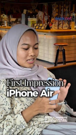 Video: Gini Rasanya Pertama Kali Pegang iPhone Air 