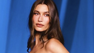 Hailey Bieber Tolak Suntik Botox Sebelum 30 Tahun, Tegaskan Wajahnya Alami Hailey Bieber Tolak Suntik Botox Sebelum 30 Tahun, Tegaskan Wajahnya Alami